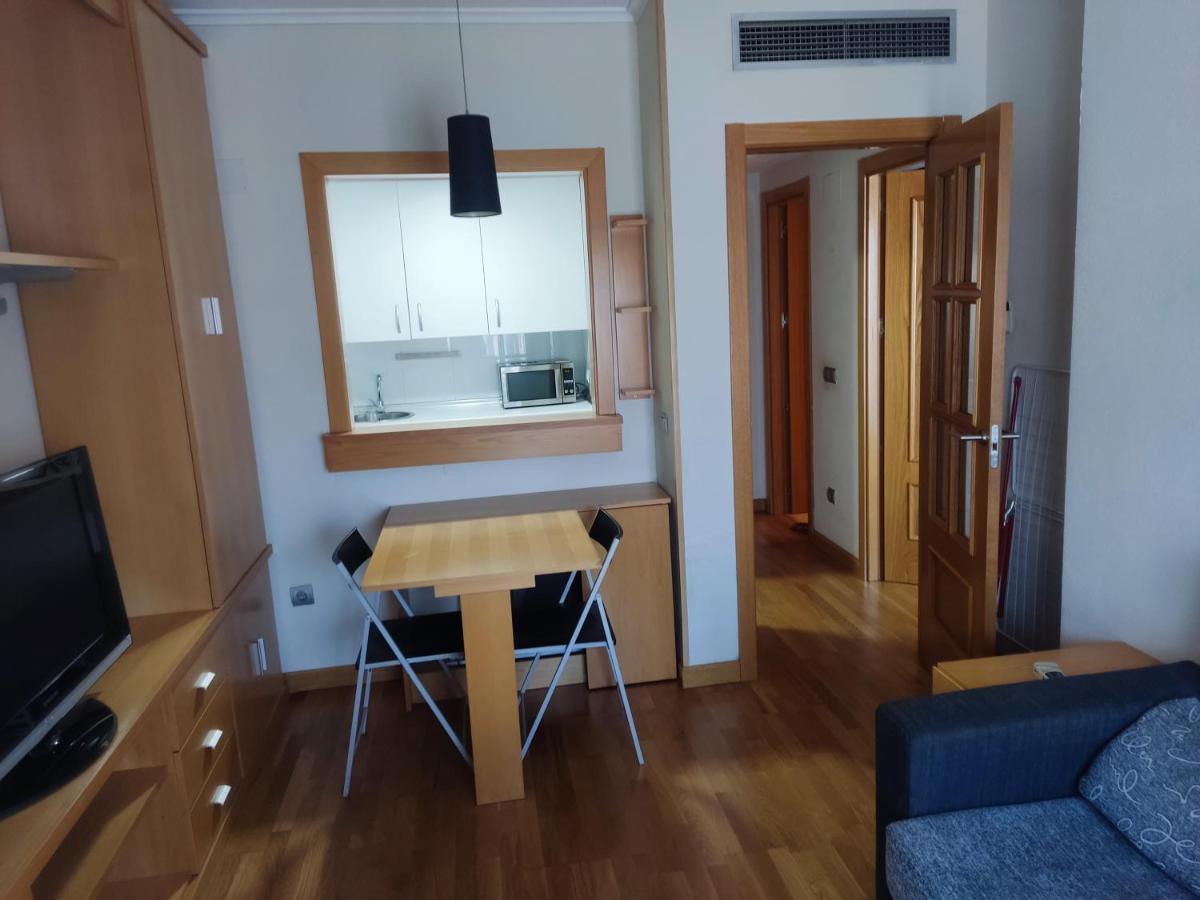 Madrid Airport Convenience Hub Apartment Exterior photo